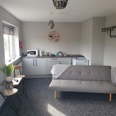 Happy Airfield Studio Sandtoft Extérieur photo